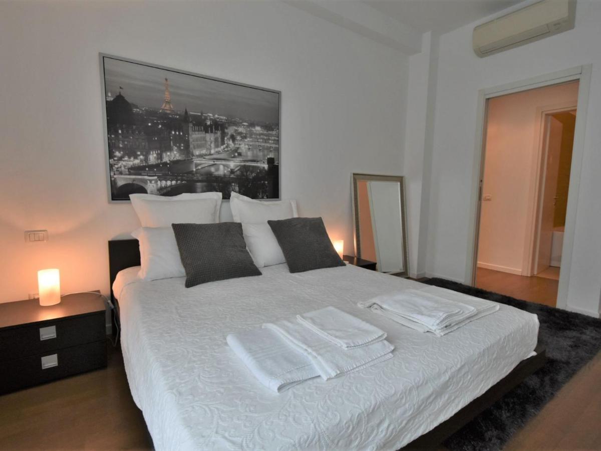 Apartment Corso Genova Apartment By Interhome ميلان المظهر الخارجي الصورة