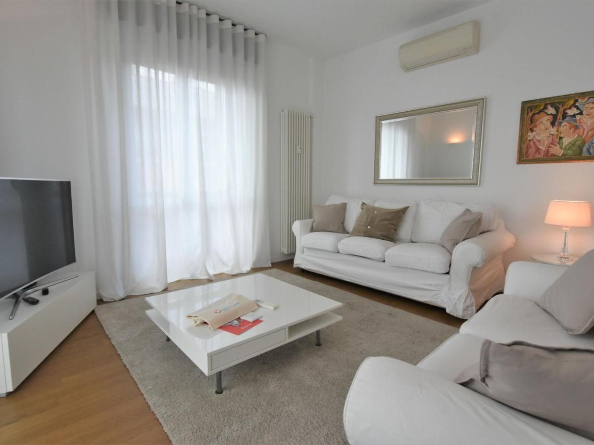 Apartment Corso Genova Apartment By Interhome ميلان المظهر الخارجي الصورة